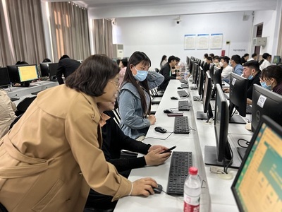 禹州實(shí)習(xí)實(shí)訓(xùn)基地綜合服務(wù)中心成功舉辦辦公軟件業(yè)務(wù)技能提升培訓(xùn)